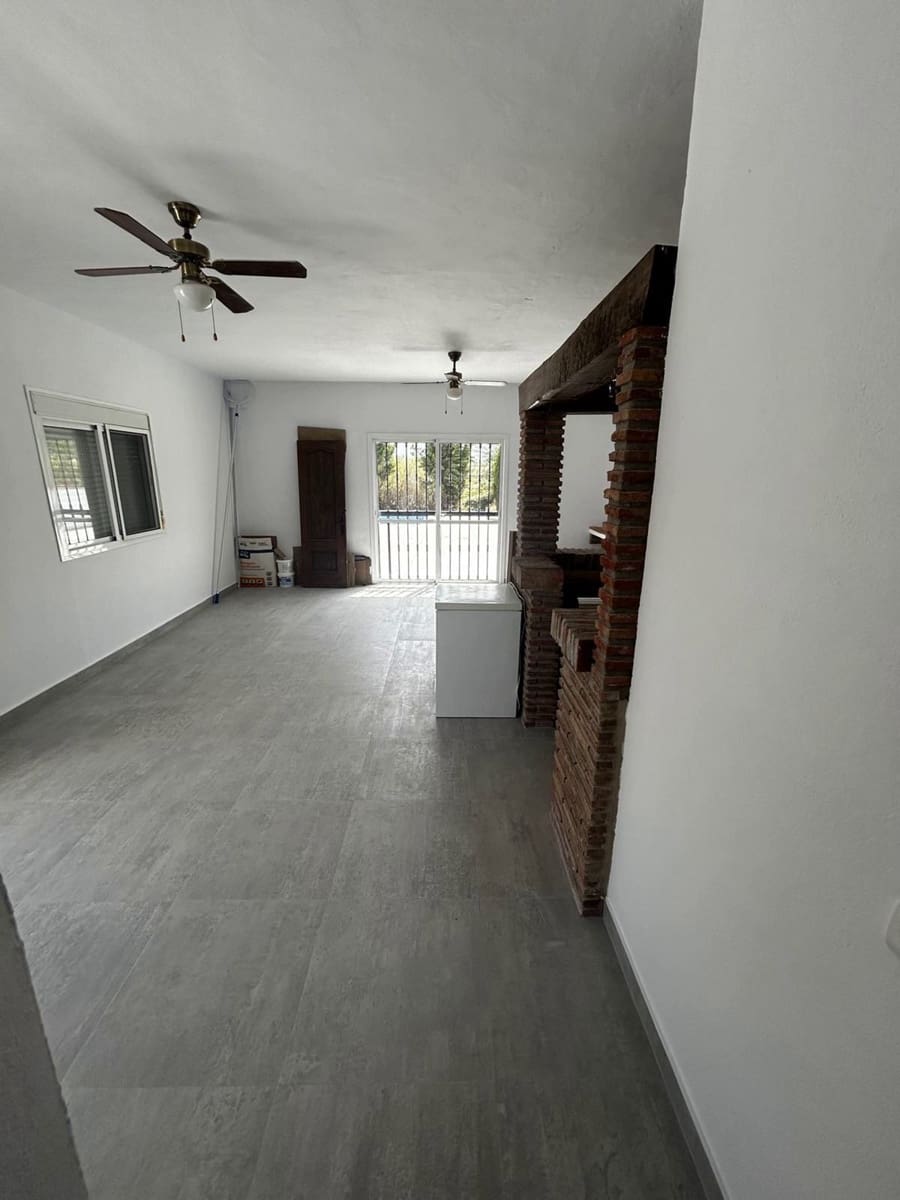 3 bedroom Finca/Country House for sale in Coin with pool garage - € 370,000 (Ref: 8613807)