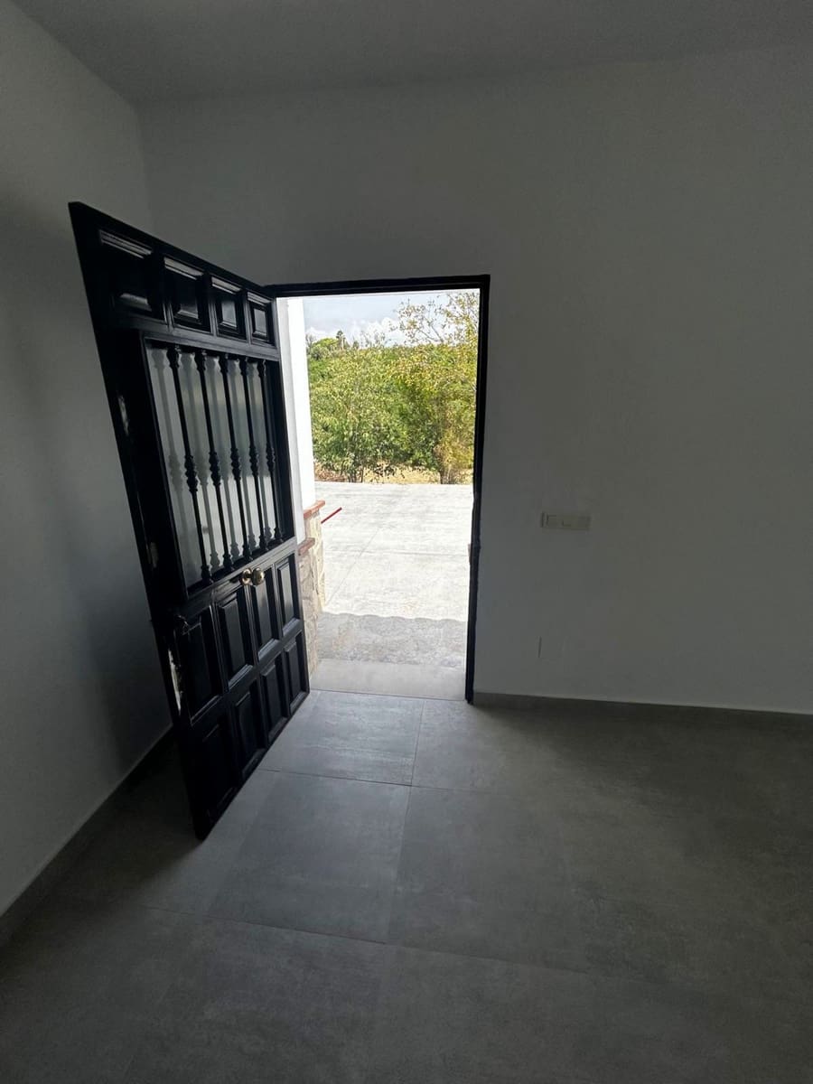 3 bedroom Finca/Country House for sale in Coin with pool garage - € 370,000 (Ref: 8613807)