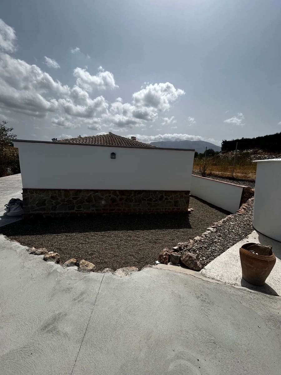 3 bedroom Finca/Country House for sale in Coin with pool garage - € 370,000 (Ref: 8613807)