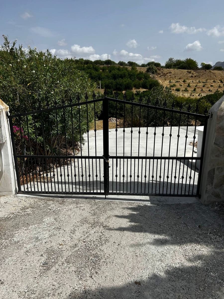 3 bedroom Finca/Country House for sale in Coin with pool garage - € 370,000 (Ref: 8613807)