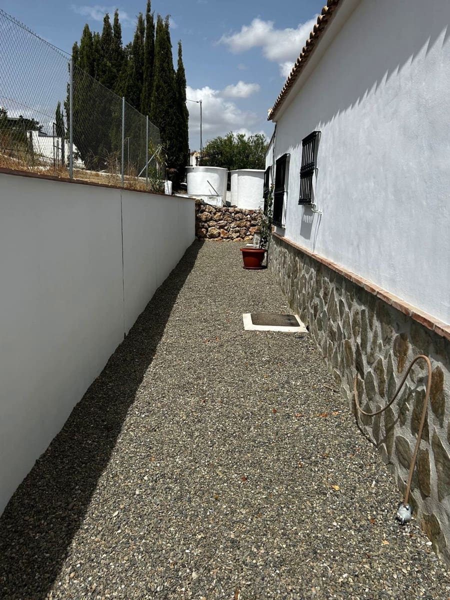 3 bedroom Finca/Country House for sale in Coin with pool garage - € 370,000 (Ref: 8613807)