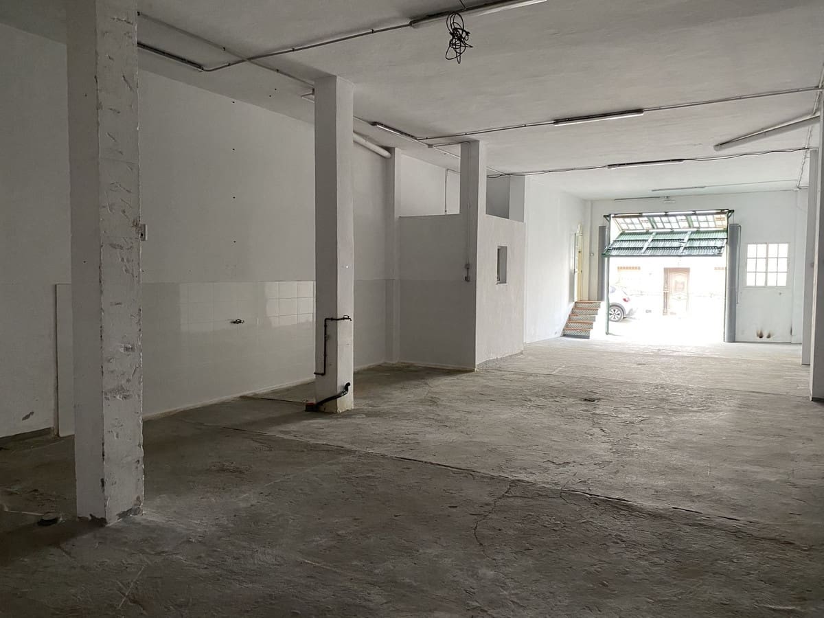 5 bedroom Townhouse for sale in Alhaurin el Grande with garage - € 425,000 (Ref: 8620609)