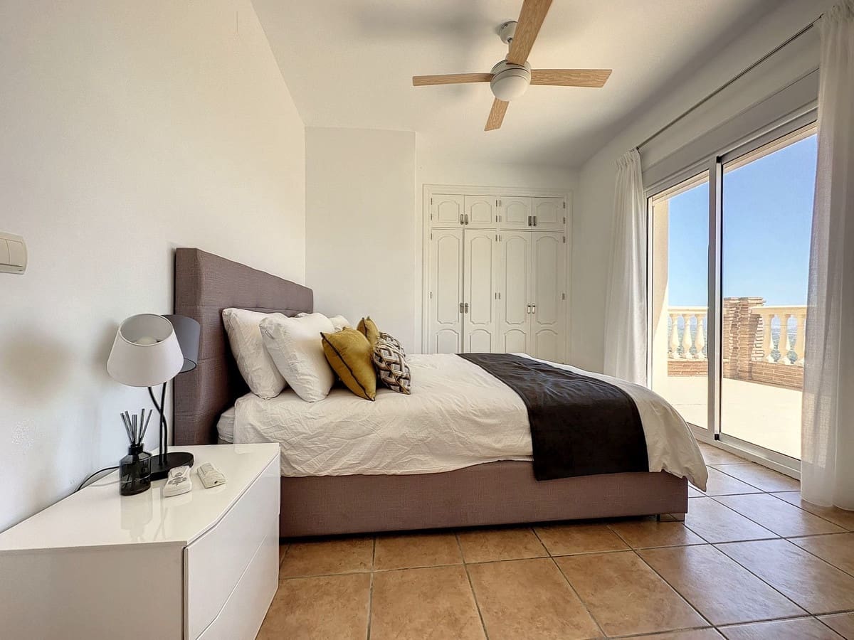 5 sovrum Finca/Hus på landet till salu i Alhaurin el Grande med pool garage - 699 000 € (Ref: 8639971)