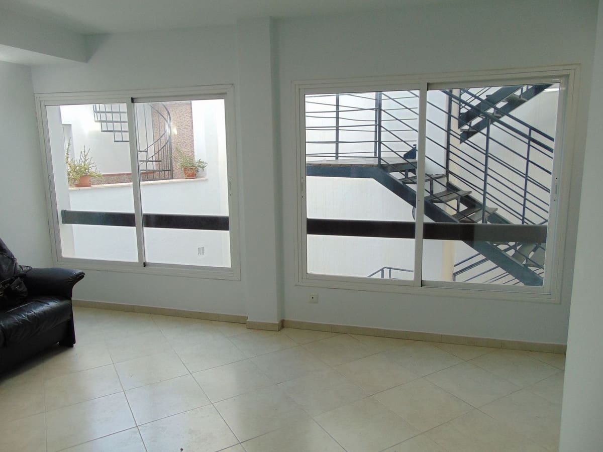 3 soveværelse Lejlighed til salg i Alhaurin el Grande - € 180.000 (Ref: 8756899)