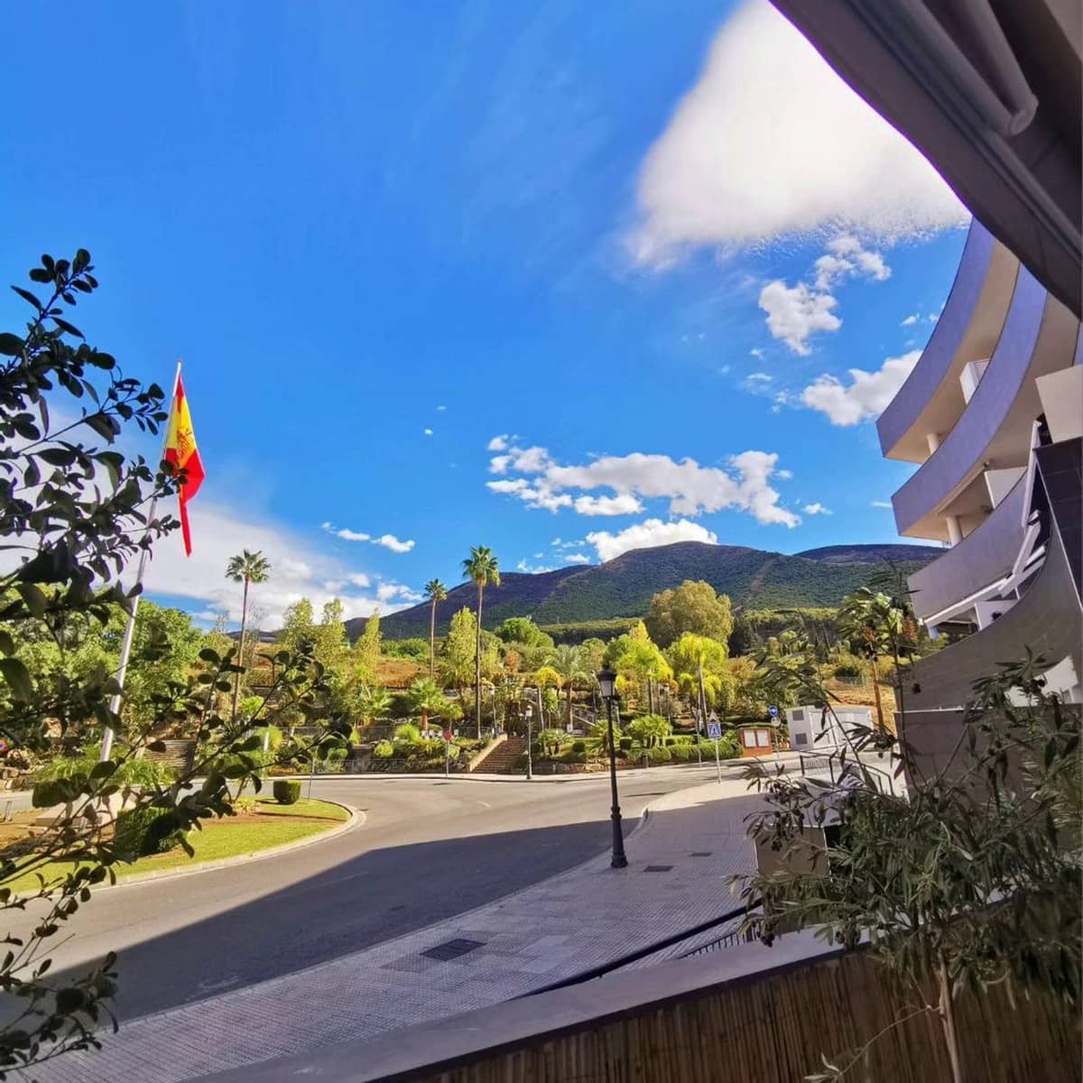 3 soveværelse Lejlighed til salg i Alhaurin el Grande med swimmingpool garage - € 329.000 (Ref: 8756900)