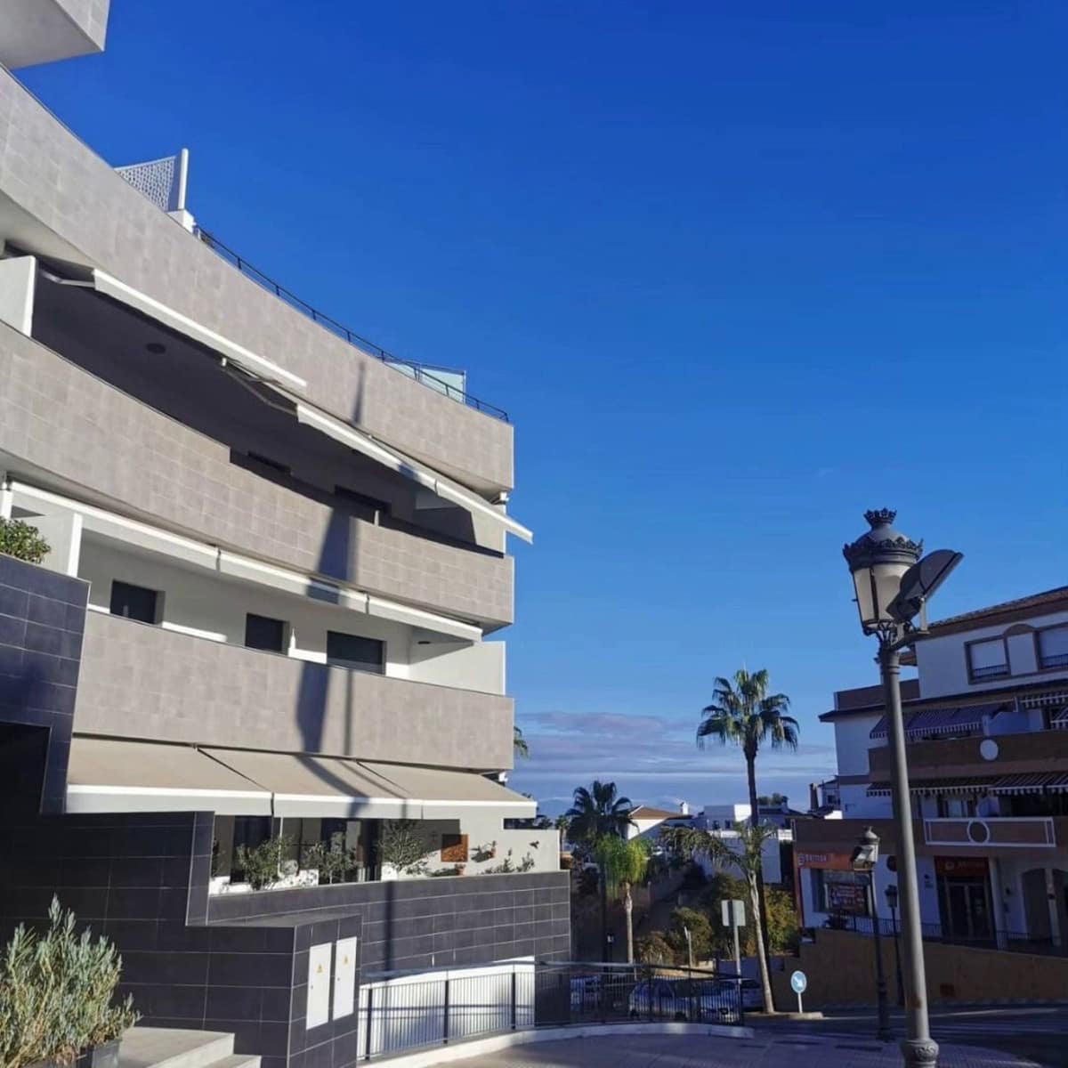 Apartamento de 3 habitaciones en Alhaurín el Grande en venta con piscina garaje - 329.000 € (Ref: 8756900)