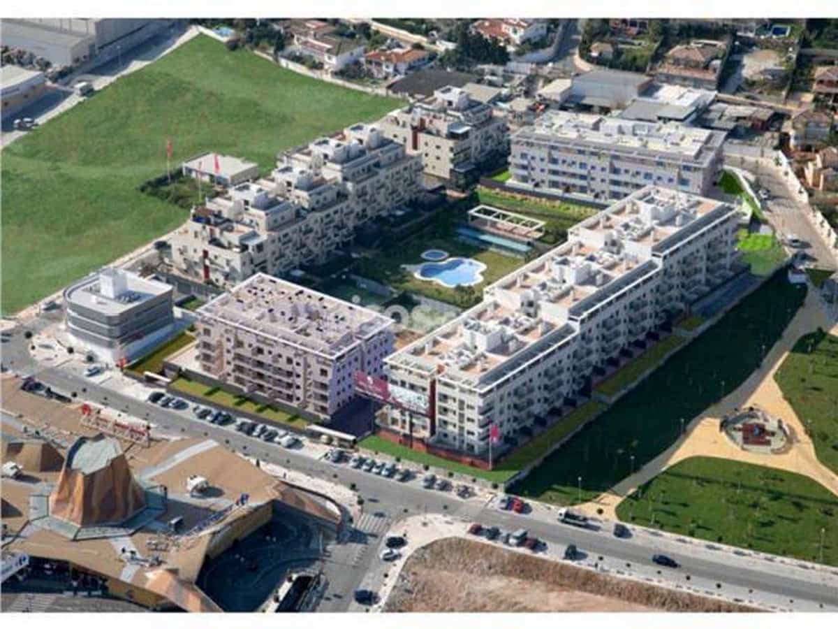 3 sypialnia Apartament na sprzedaż w Torremolinos z basenem garażem - 449 000 € (Ref: 8765776)