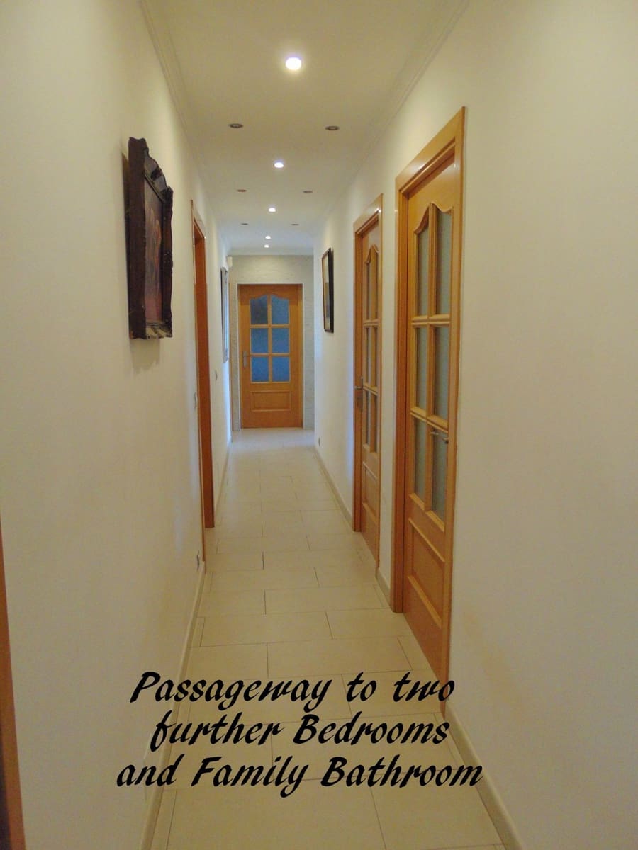 5 soverom Kommersiell til salgs i Alhaurin el Grande med svømmebasseng garasje - € 850 000 (Ref: 8780572)