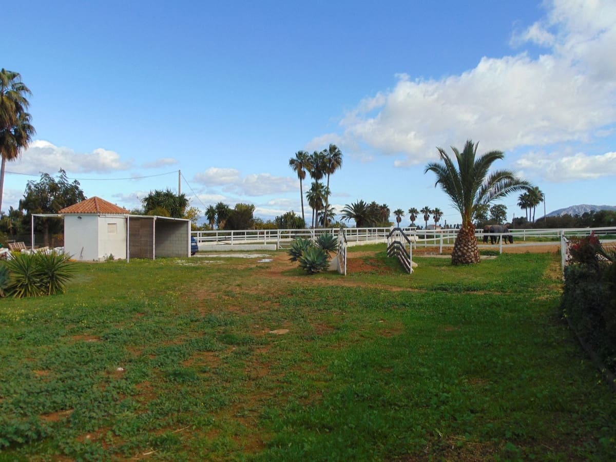 5 soverom Finca/Herregård til salgs i Alhaurin el Grande med svømmebasseng garasje - € 850 000 (Ref: 8780573)