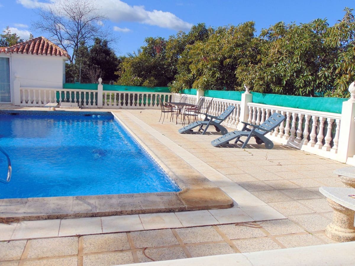 5 soverom Finca/Herregård til salgs i Alhaurin el Grande med svømmebasseng garasje - € 850 000 (Ref: 8780573)