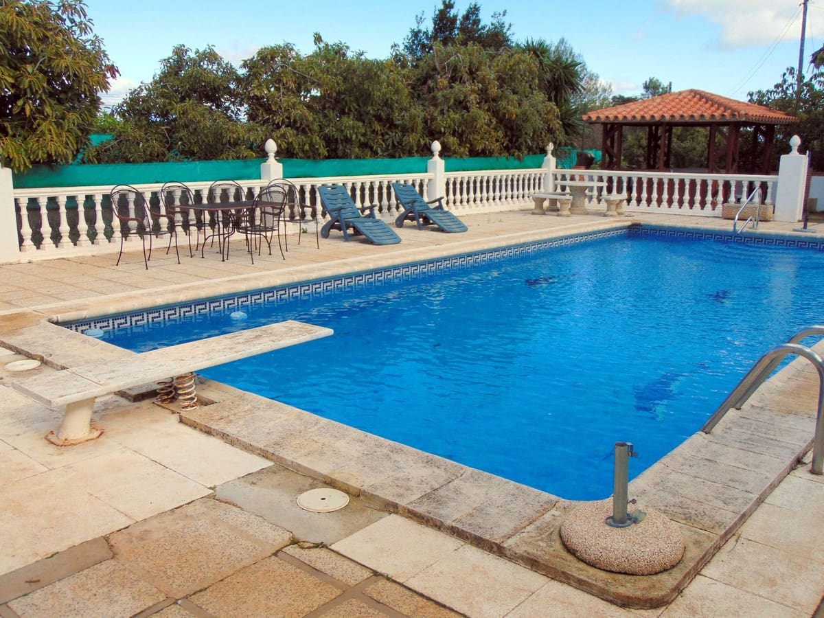 Finca/Casa Rural de 5 habitaciones en Alhaurín el Grande en venta con piscina garaje - 850.000 € (Ref: 8780573)