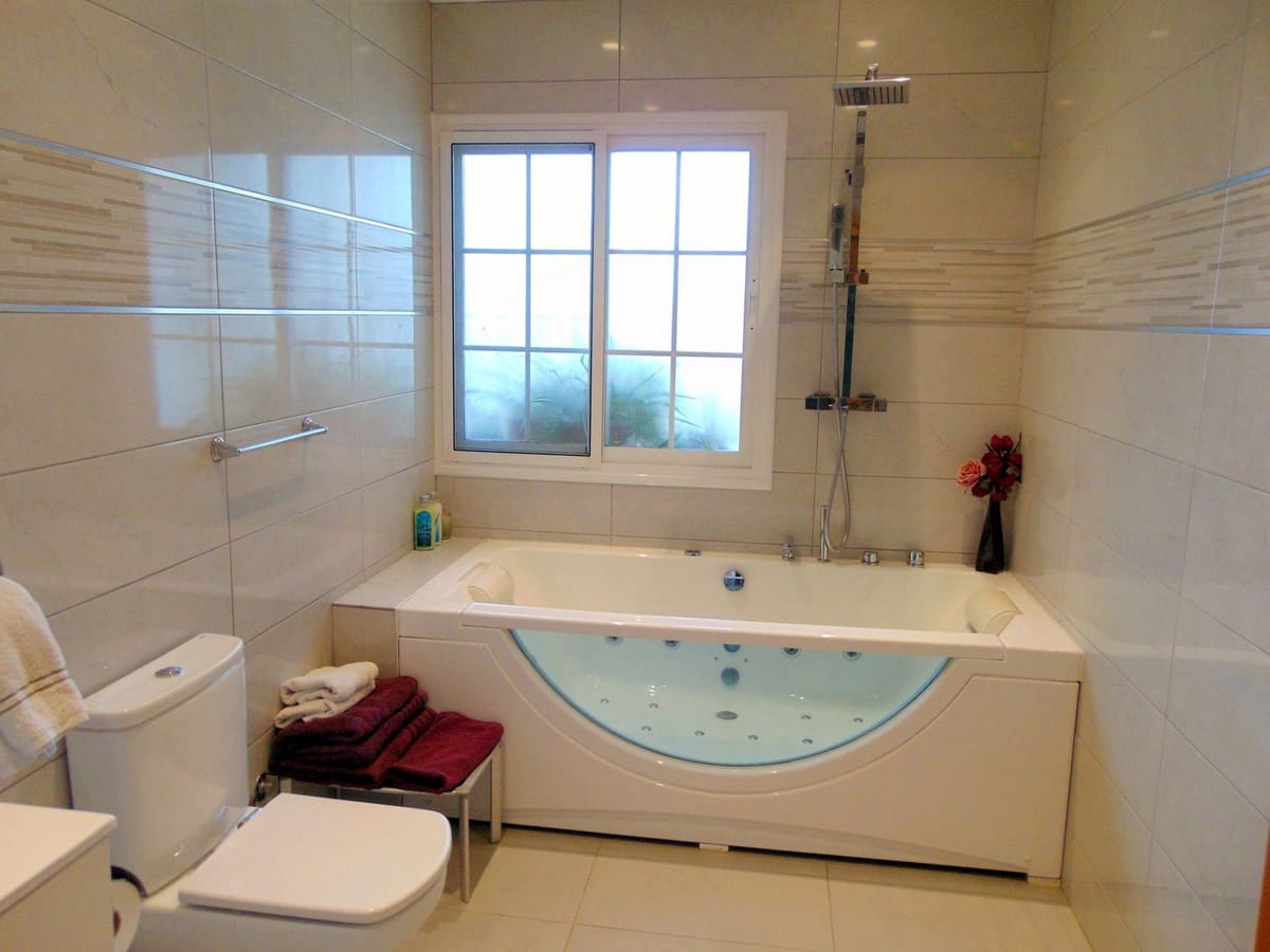 Finca/Casa Rural de 5 habitaciones en Alhaurín el Grande en venta con piscina garaje - 850.000 € (Ref: 8780573)