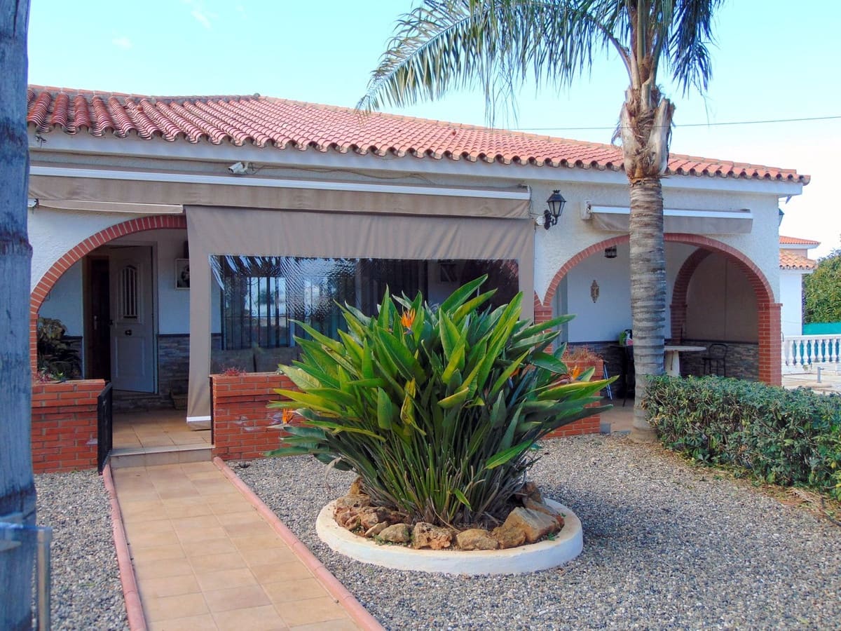 Finca/Casa Rural de 5 habitaciones en Alhaurín el Grande en venta con piscina garaje - 850.000 € (Ref: 8780573)