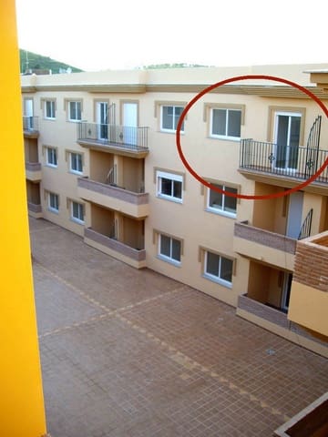 2 bedroom Penthouse for sale in Coín with garage - € 185,000 (Ref: 8787988)