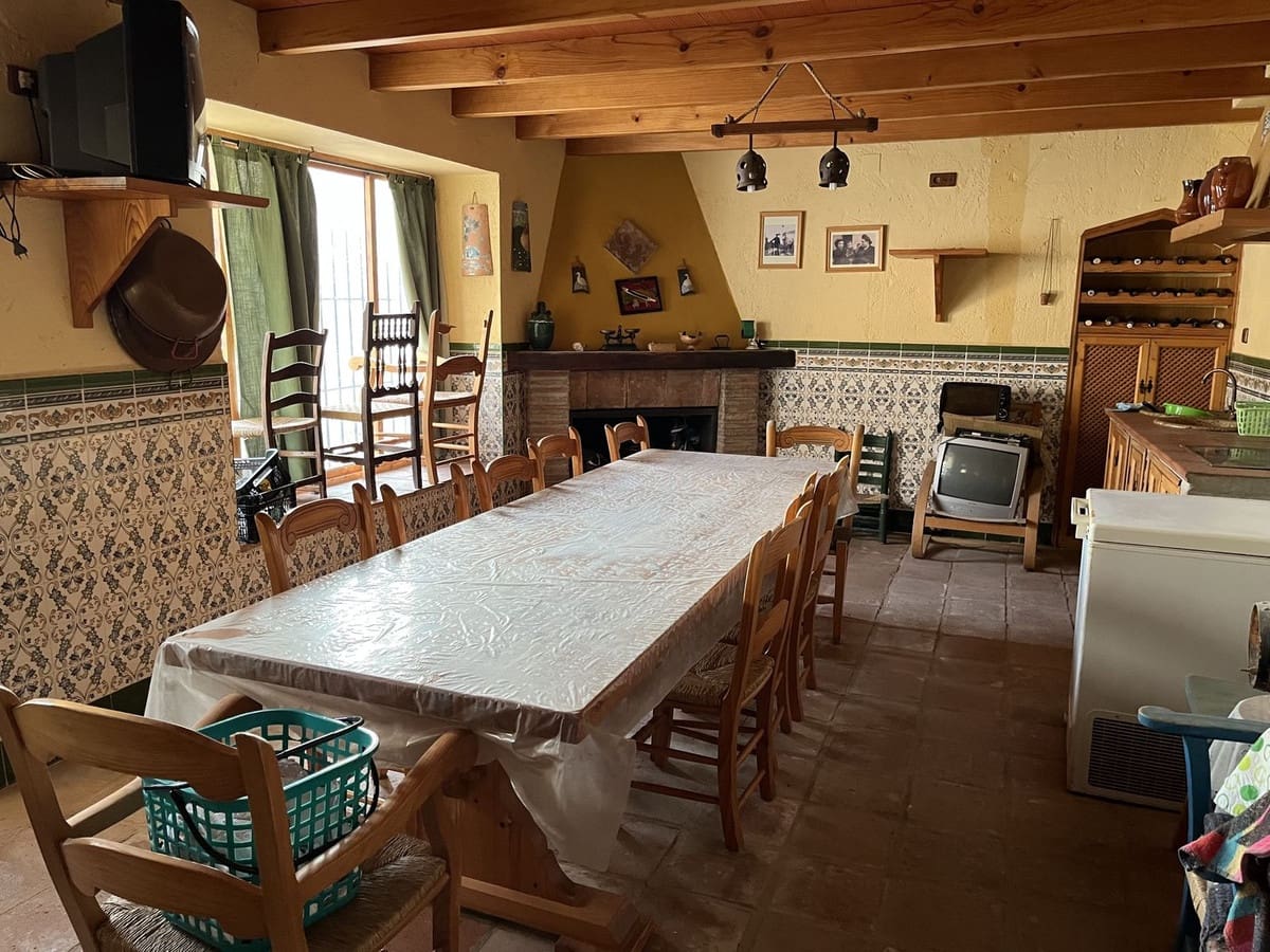 6 quarto Quinta/Casa Rural para venda em Antequera com piscina garagem - 430 000 € (Ref: 8844048)