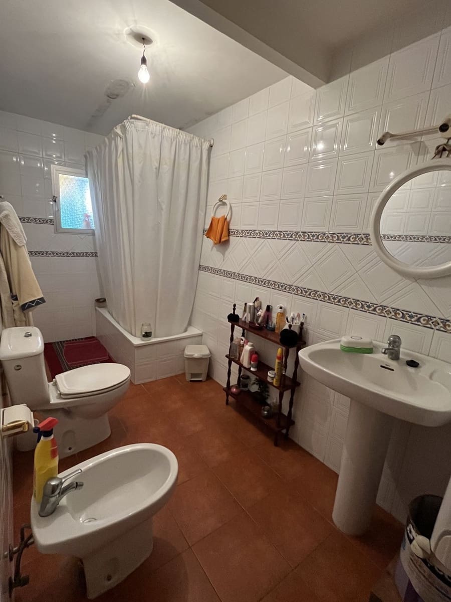 6 soverom Kommersiell til salgs i Antequera med svømmebasseng garasje - € 430 000 (Ref: 8846629)