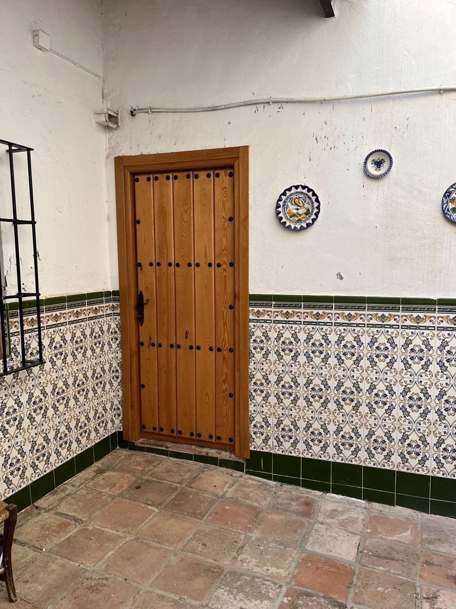 6 sypialnia Komercyjne na sprzedaż w Antequera z basenem garażem - 430 000 € (Ref: 8846630)