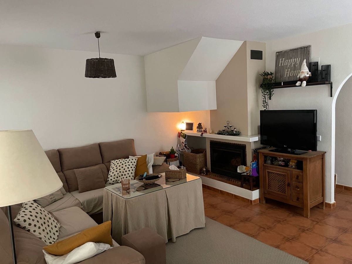 3 soverom Kjedet enebolig til salgs i Estacion de Cartama med svømmebasseng garasje - € 405 000 (Ref: 8866341)