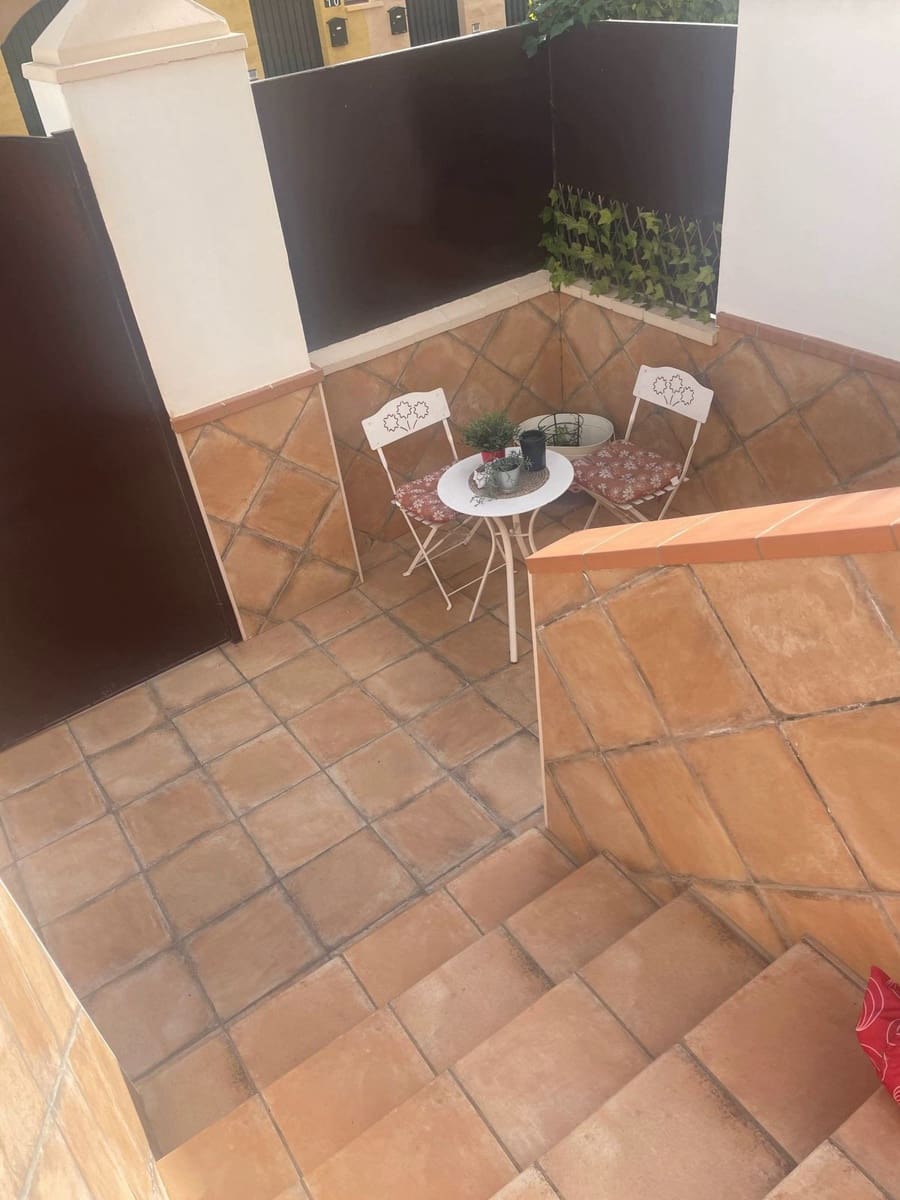 3 soverom Kjedet enebolig til salgs i Estacion de Cartama med svømmebasseng garasje - € 405 000 (Ref: 8866341)