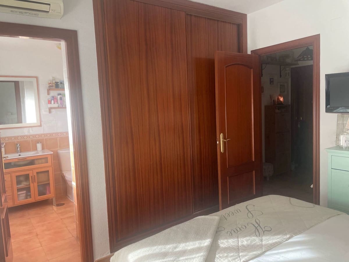 3 slaapkamer Halfvrijstaande villa te koop in Estacion de Cartama met zwembad garage - € 405.000 (Ref: 8866341)