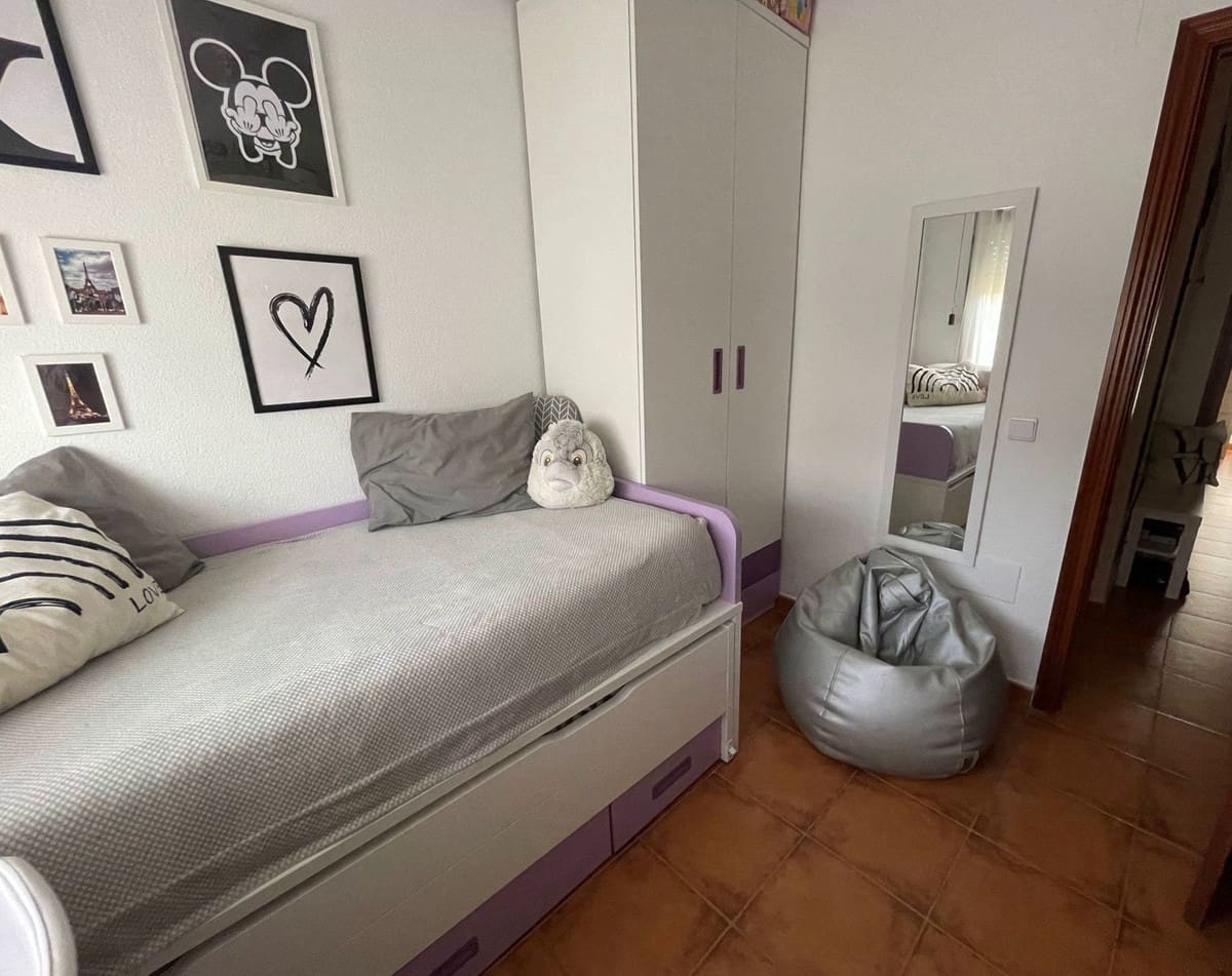 3 slaapkamer Halfvrijstaande villa te koop in Estacion de Cartama met zwembad garage - € 405.000 (Ref: 8866341)