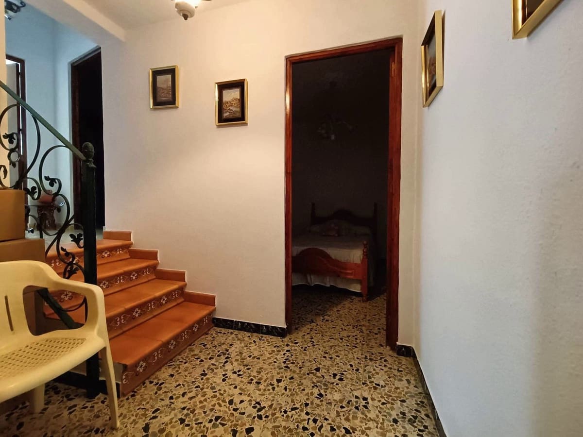 5 soveværelse Byhus til salg i Monda - € 280.000 (Ref: 8866342)