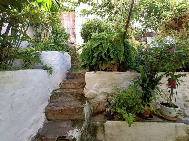 Casa de 5 habitaciones en Monda en venta - 280.000 € (Ref: 8866342)