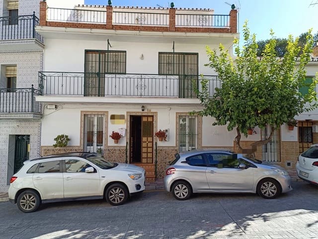 Casa de 5 habitaciones en Monda en venta - 280.000 € (Ref: 8866342)