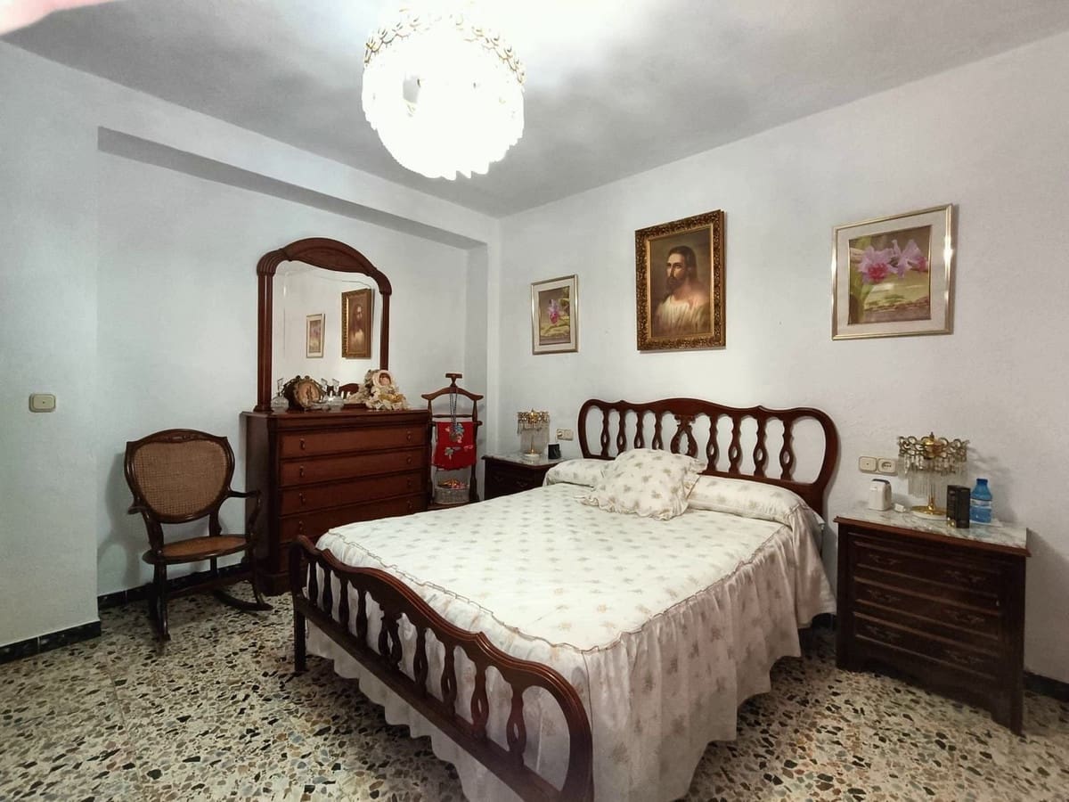 5 soveværelse Byhus til salg i Monda - € 280.000 (Ref: 8866342)