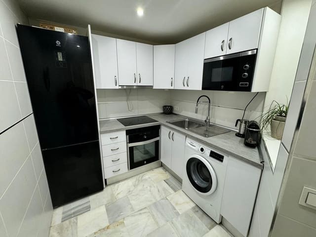 Apartamento de 1 habitación en Mijas Golf, Mijas en venta con piscina garaje - 220.000 € (Ref: 8868327)