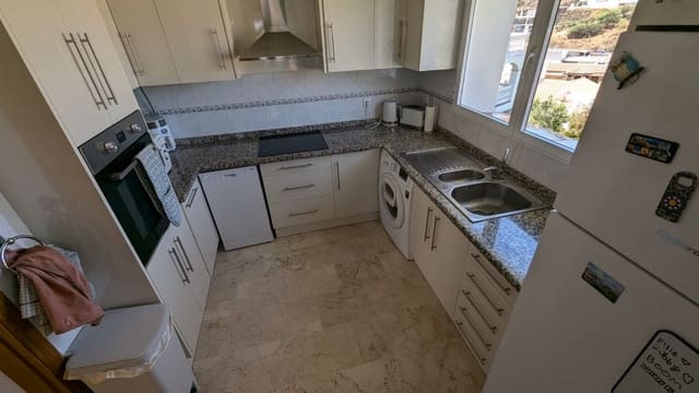 3 quarto Moradia para venda em Cerros del Águila, Mijas com piscina garagem - 625 000 € (Ref: 8868328)