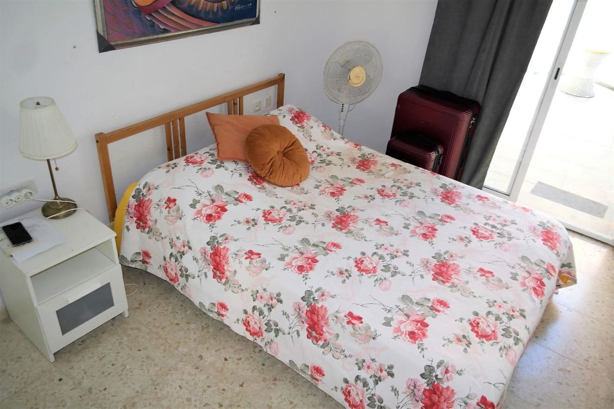 3 bedroom Villa for sale in Cerro del Aguila with pool - € 655,000 (Ref: 8868329)