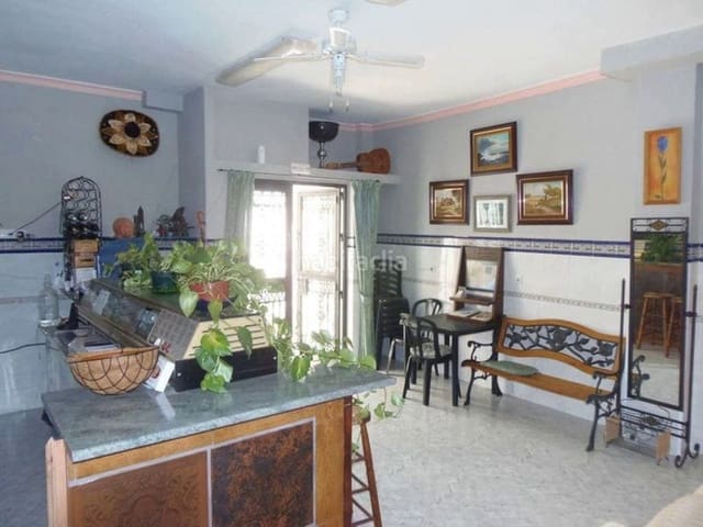 22 quarto Hotel para venda em Tolox com garagem - 569 000 € (Ref: 8873587)