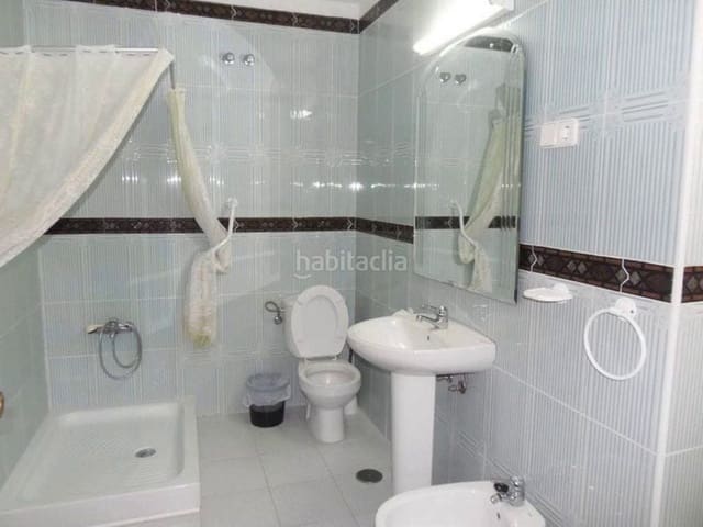 22 quarto Hotel para venda em Tolox com garagem - 569 000 € (Ref: 8873587)
