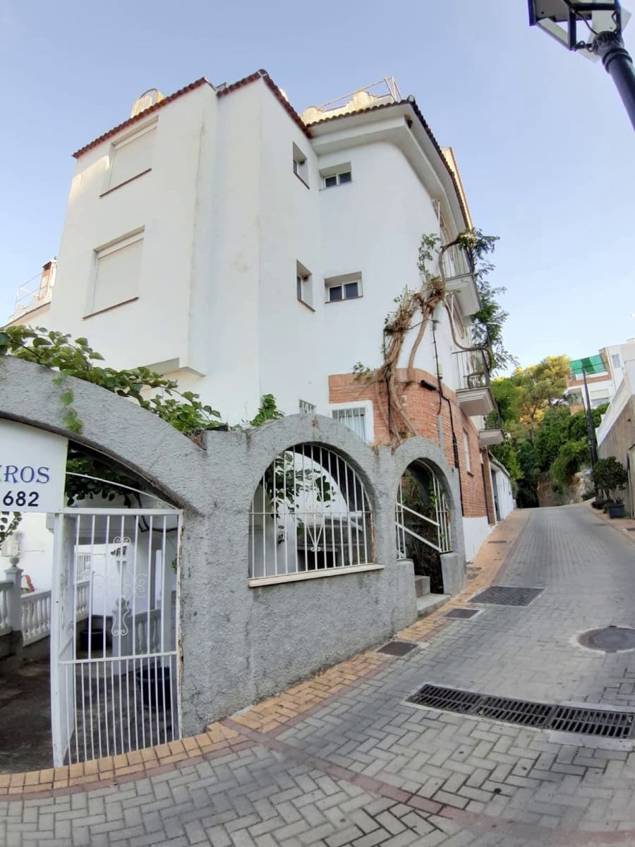 22 soveværelse Hotel til salg i Tolox med garage - € 569.000 (Ref: 8873587)