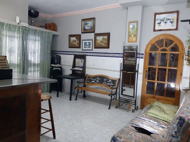 22 quarto Hotel para venda em Tolox com garagem - 569 000 € (Ref: 8873587)