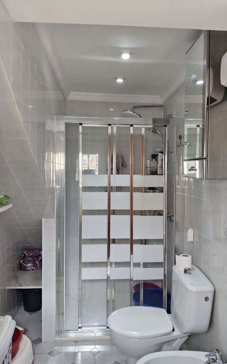 4 makuuhuone Huvila myytävänä paikassa Alhaurin de la Torre mukana uima-altaan 
autotalli - 545 000 € (Ref: 8971137)