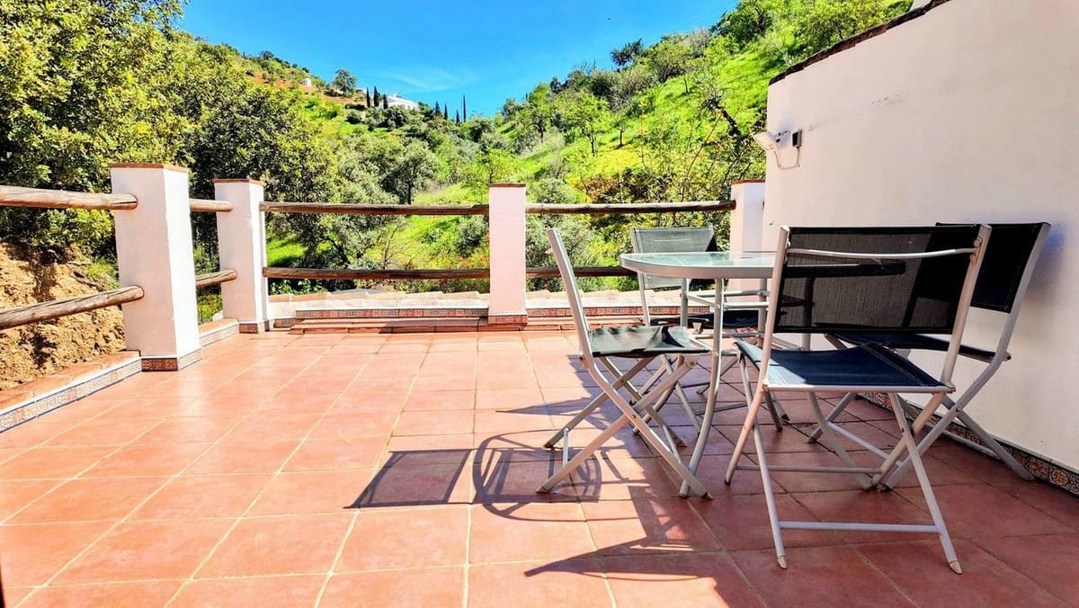 3 quarto Quinta/Casa Rural para venda em Almogia com piscina garagem - 369 000 € (Ref: 8990073)