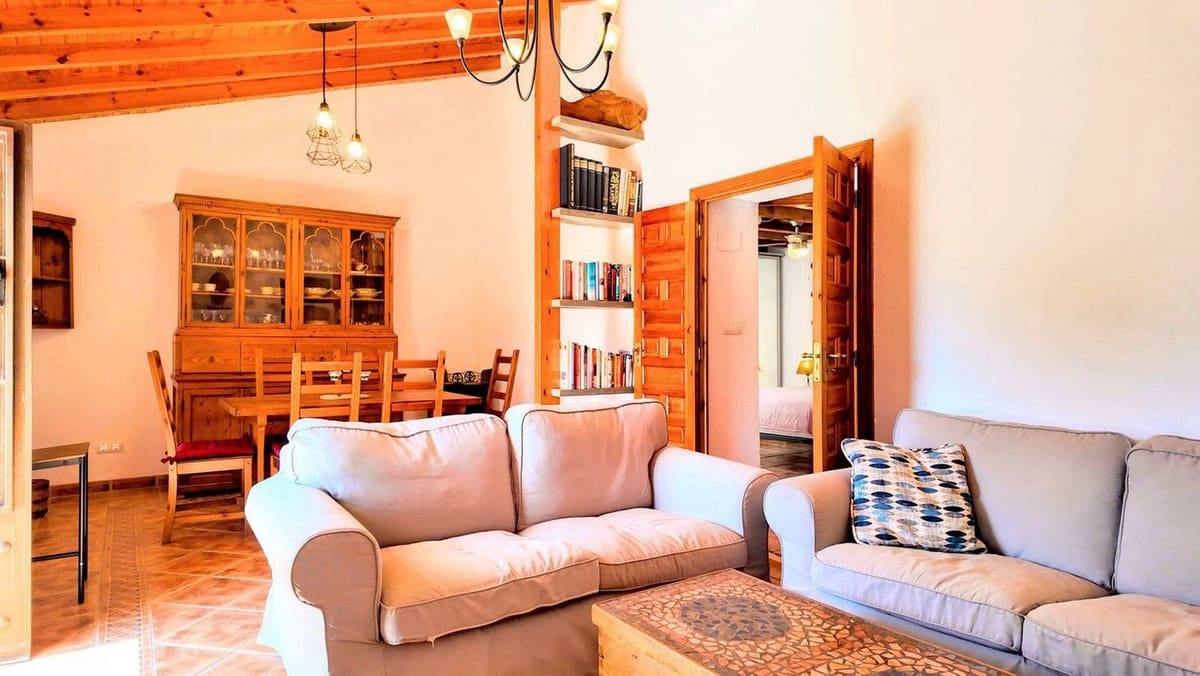 3 bedroom Finca/Country House for sale in Almogia with pool garage - € 369,000 (Ref: 8990073)