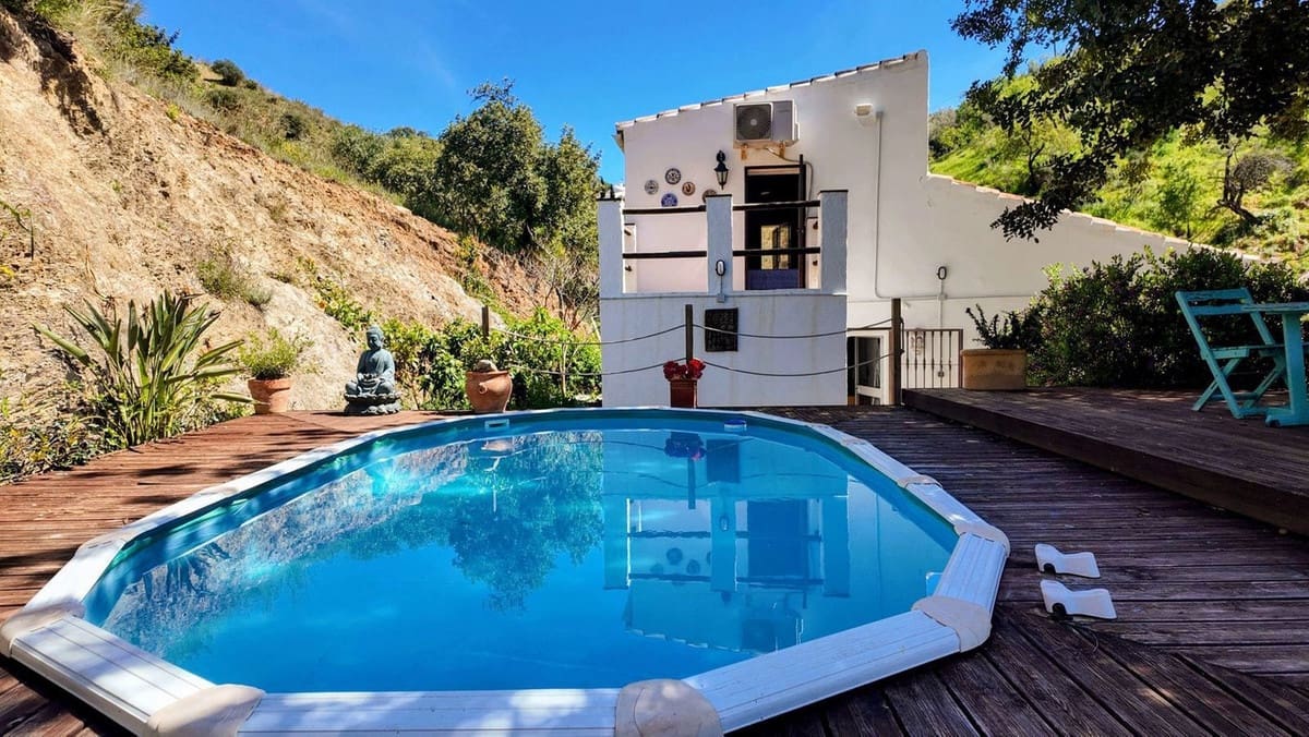 3 bedroom Finca/Country House for sale in Almogia with pool garage - € 369,000 (Ref: 8990073)