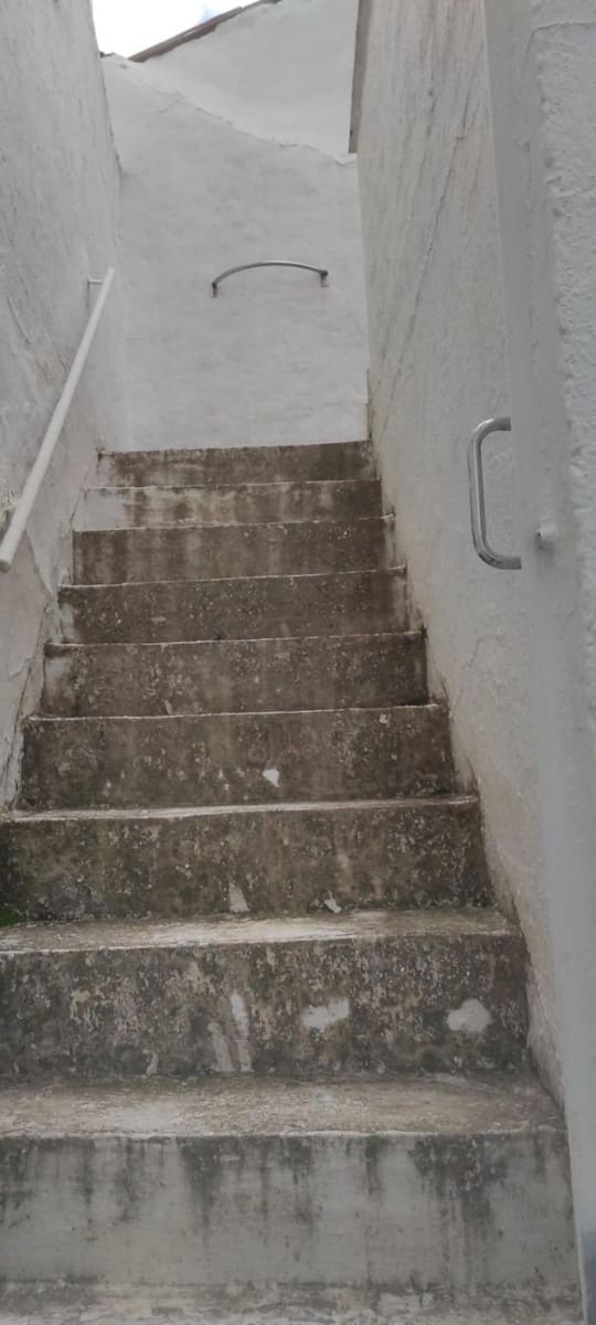 7 soveværelse Byhus til salg i Coin - € 180.000 (Ref: 9009320)