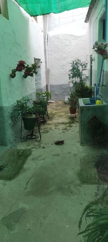 7 bedroom Townhouse for sale in Coín - € 180,000 (Ref: 9009320)