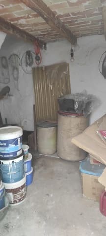 Casa de 7 habitaciones en Coín en venta - 180.000 € (Ref: 9009320)