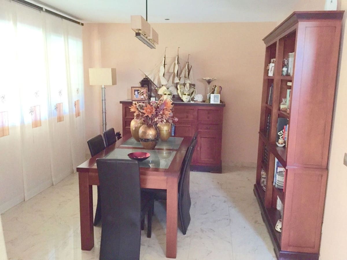 5 soverom Villa til salgs i Antequera med svømmebasseng garasje - € 455 000 (Ref: 9027341)