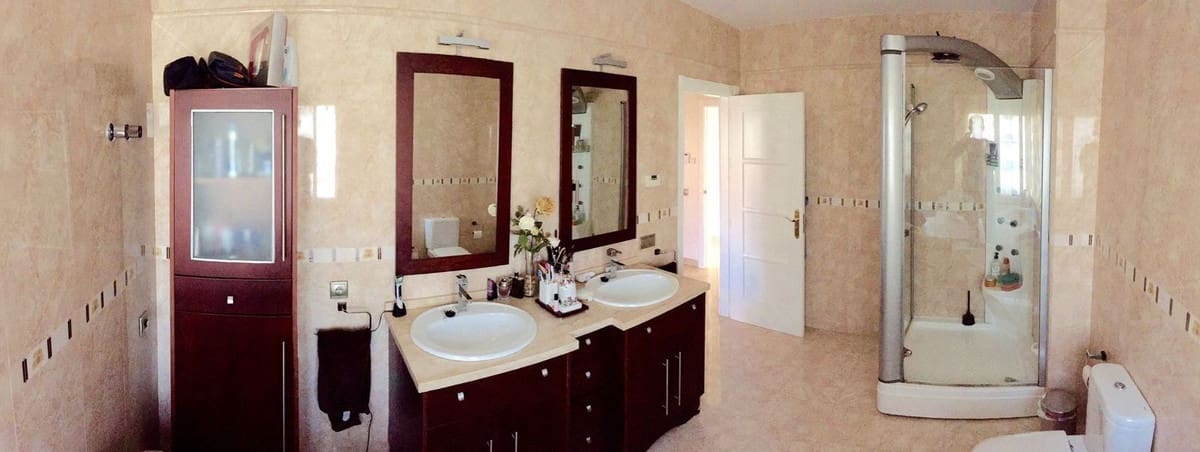 5 Zimmer Villa zu verkaufen in Antequera mit Pool Garage - 455.000 € (Ref: 9027341)