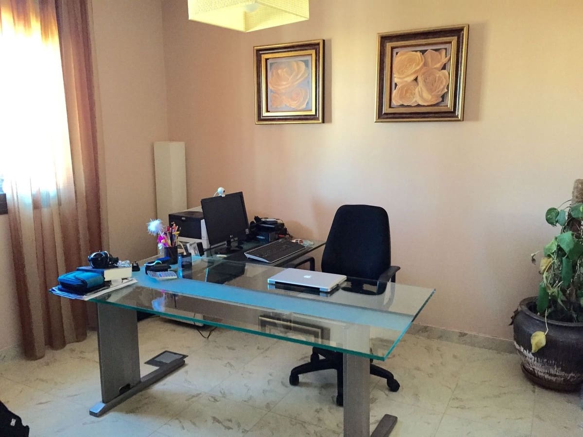 5 Zimmer Villa zu verkaufen in Antequera mit Pool Garage - 455.000 € (Ref: 9027341)