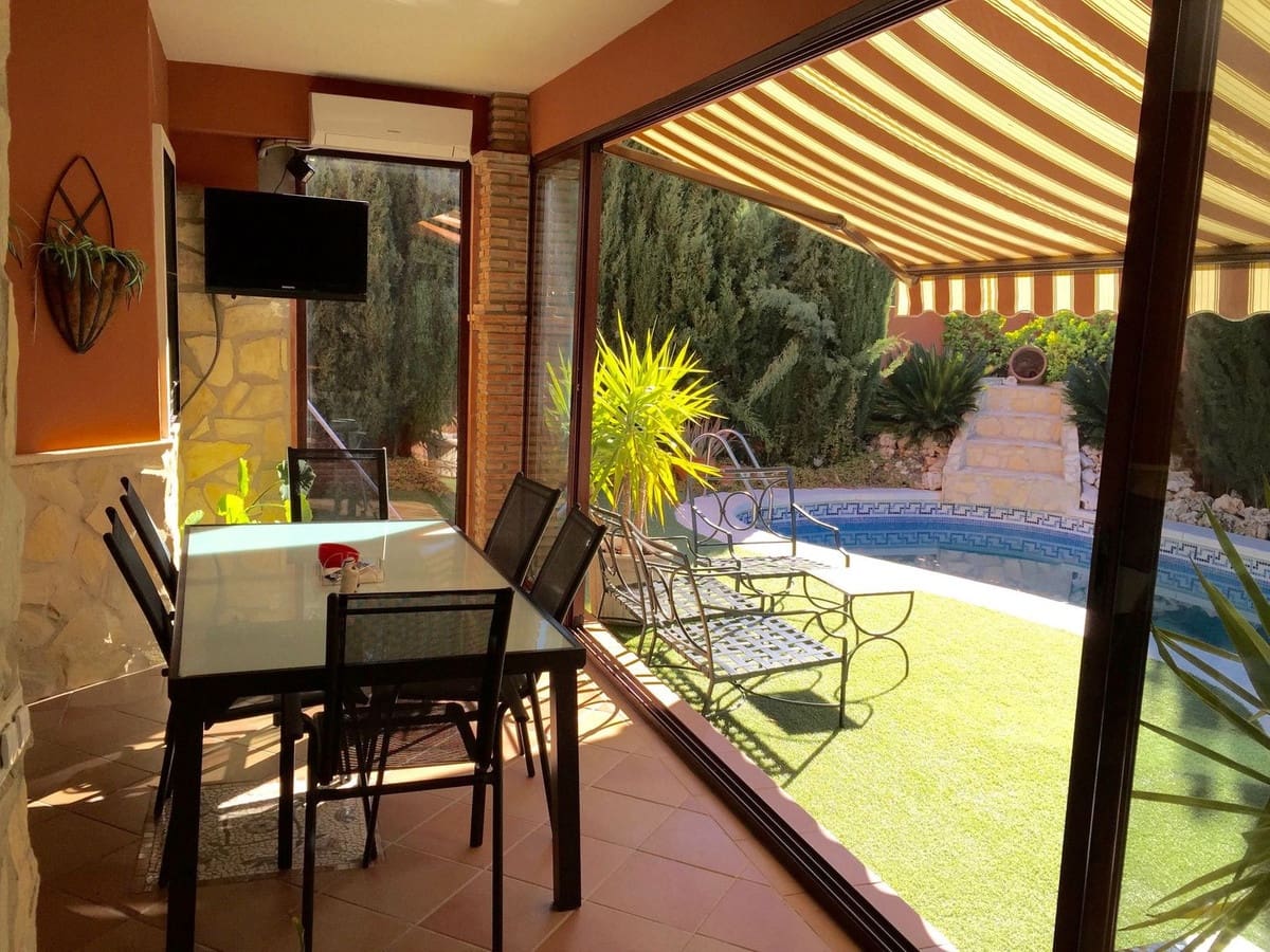 5 soverom Villa til salgs i Antequera med svømmebasseng garasje - € 455 000 (Ref: 9027341)