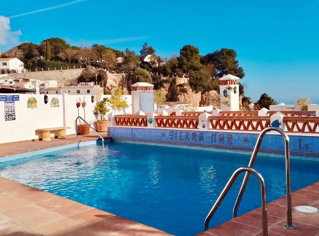 2 bedroom Apartment for sale in Mijas with pool garage - € 365,000 (Ref: 9027342)
