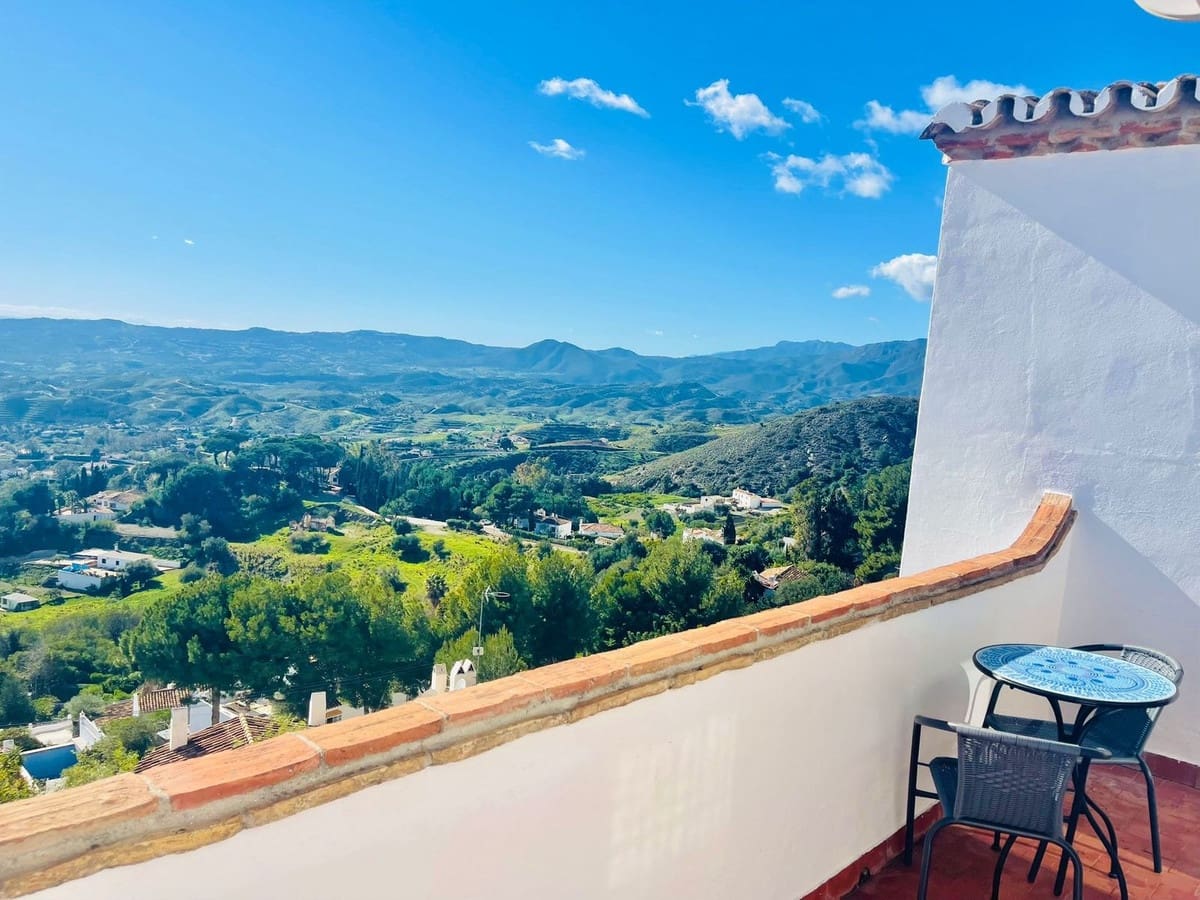 2 slaapkamer Huis te koop in Mijas met zwembad - € 335.000 (Ref: 9027343)