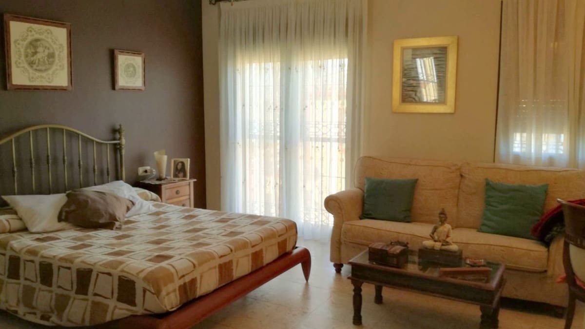 6 soveværelse Villa til salg i Estacion de Cartama med garage - € 735.000 (Ref: 9058212)